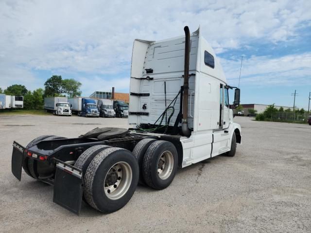 2012 Volvo VN VNL