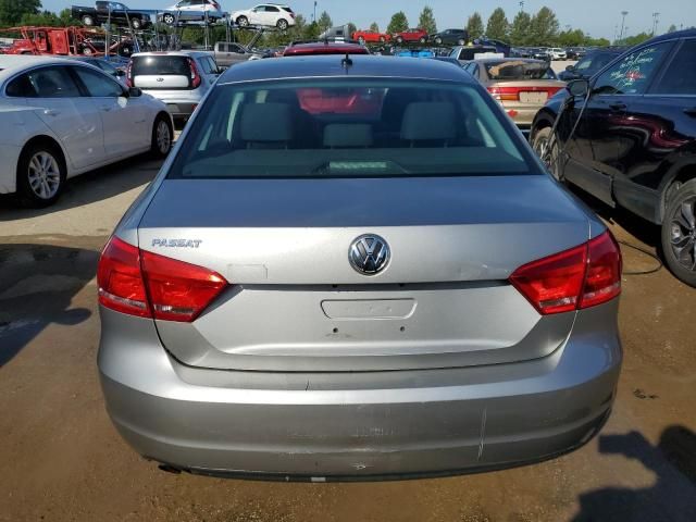 2013 Volkswagen Passat S