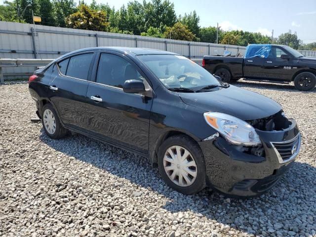 2013 Nissan Versa S