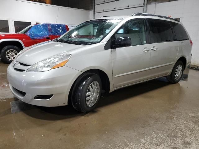 2008 Toyota Sienna CE