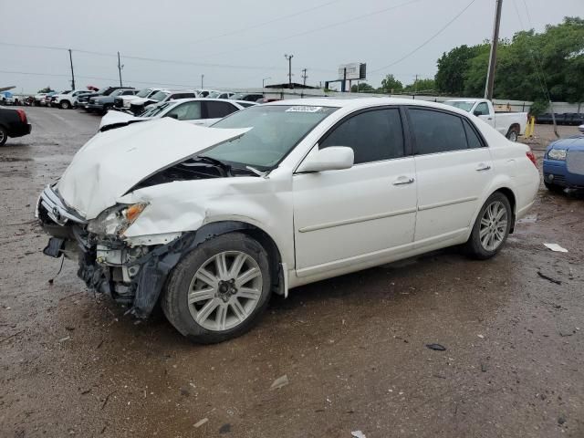 2010 Toyota Avalon XL