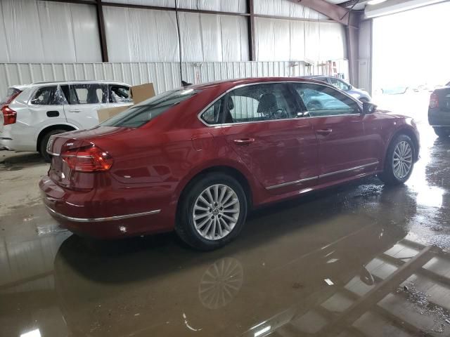 2016 Volkswagen Passat SE