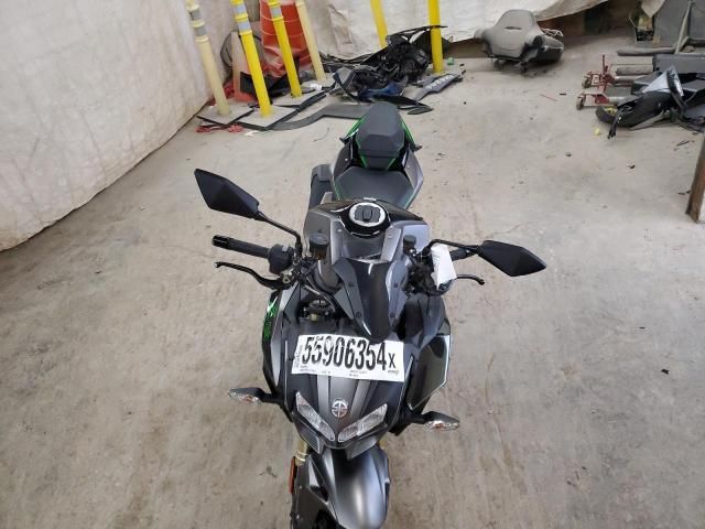 2024 Kawasaki ZR1000 L