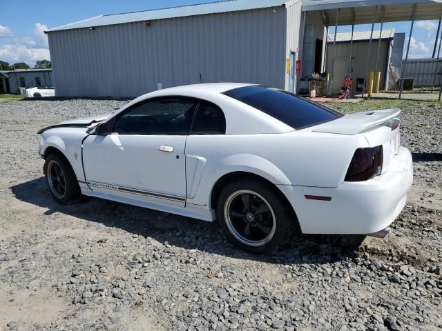 2000 Ford Mustang