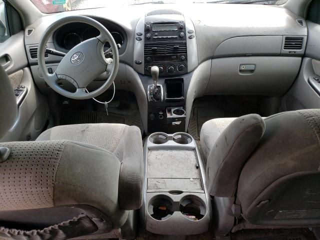 2007 Toyota Sienna CE