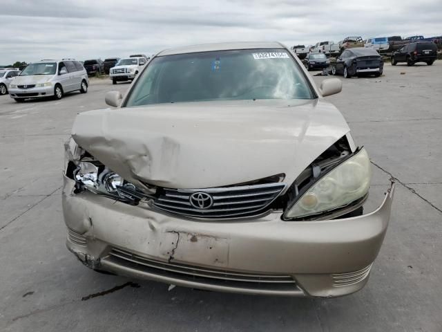 2005 Toyota Camry LE