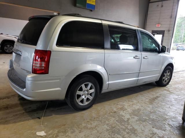 2010 Chrysler Town & Country Touring Plus