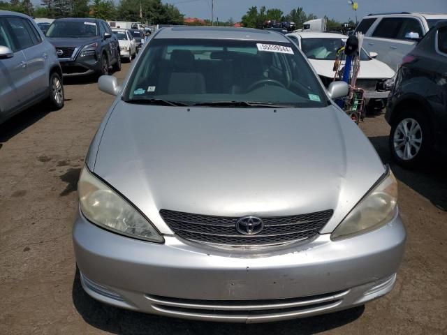 2004 Toyota Camry LE