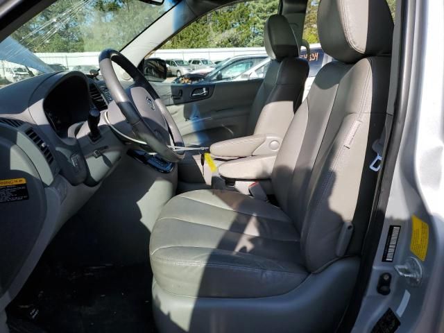 2011 KIA Sedona EX