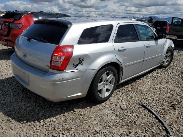 2005 Dodge Magnum SXT