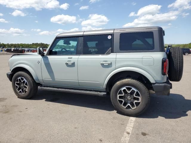 2022 Ford Bronco Base