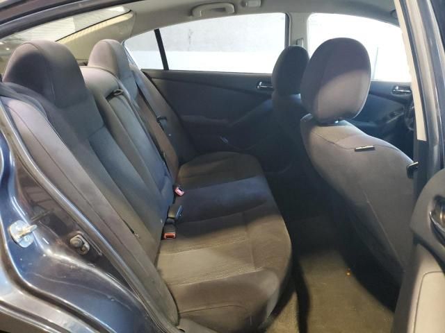 2011 Nissan Altima Base