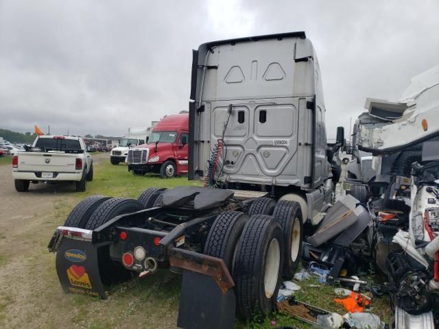 2016 Freightliner Cascadia 125