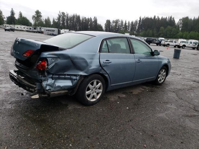 2005 Toyota Avalon XL