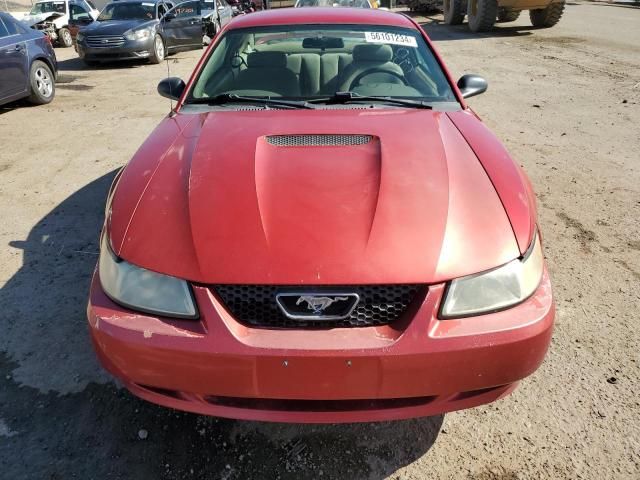 2000 Ford Mustang