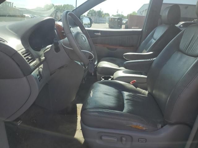 2008 Toyota Sienna XLE