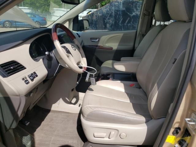 2012 Toyota Sienna XLE