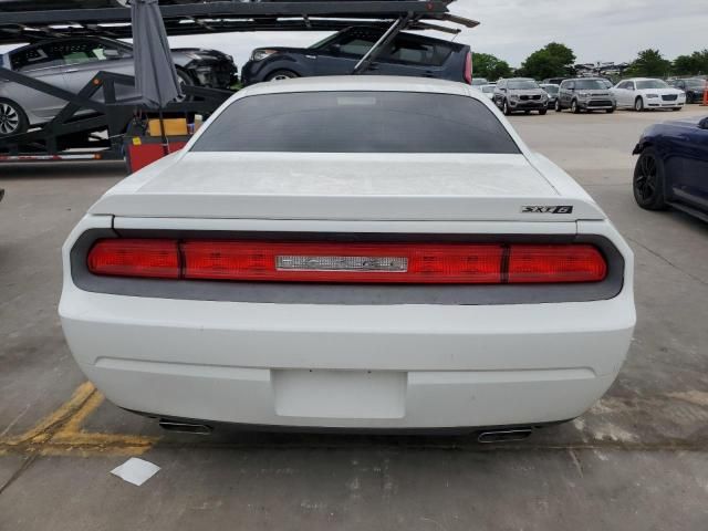 2013 Dodge Challenger SXT