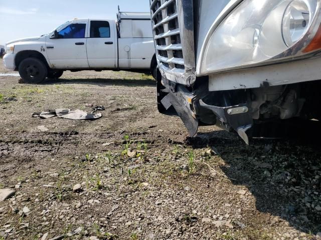 2016 Freightliner Cascadia 125