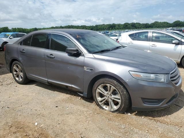 2014 Ford Taurus SEL