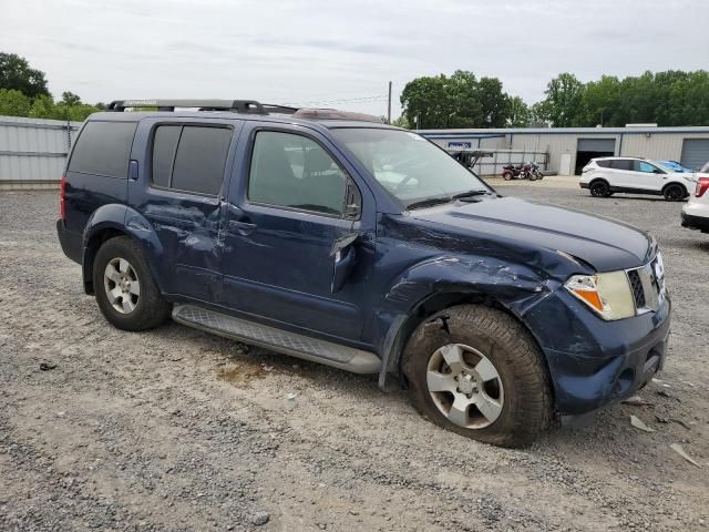 2007 Nissan Pathfinder LE