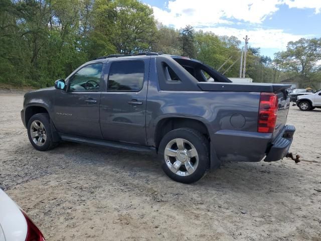 2011 Chevrolet Avalanche LS