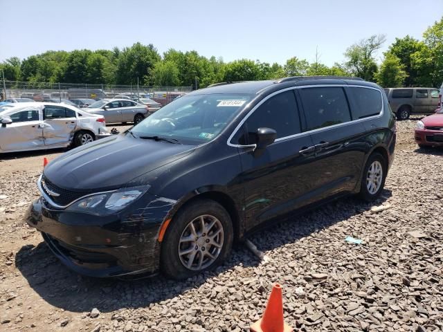 2020 Chrysler Voyager LXI