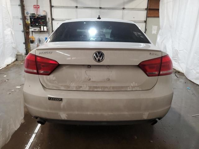 2013 Volkswagen Passat SE