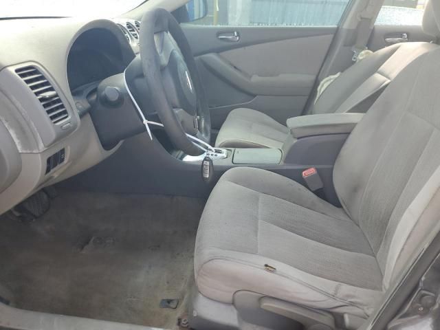 2010 Nissan Altima Base