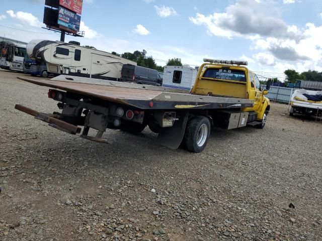 2004 Ford F650 Super Duty