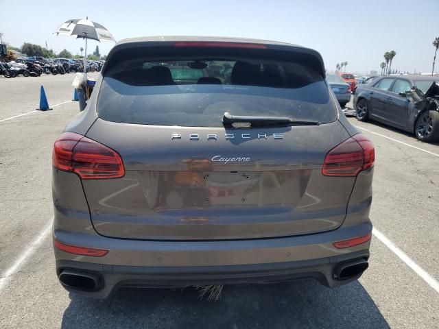 2016 Porsche Cayenne