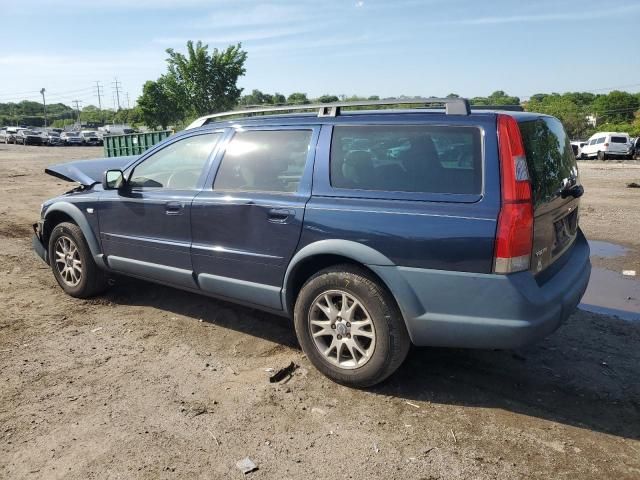 2004 Volvo XC70