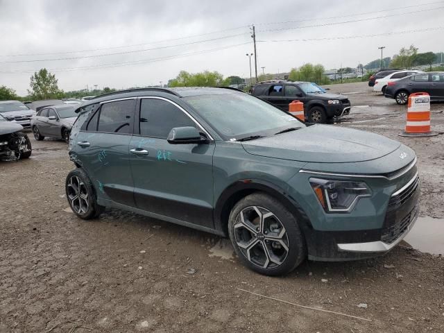 2023 KIA Niro SX