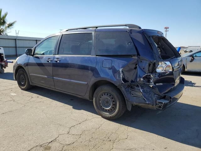 2007 Toyota Sienna CE