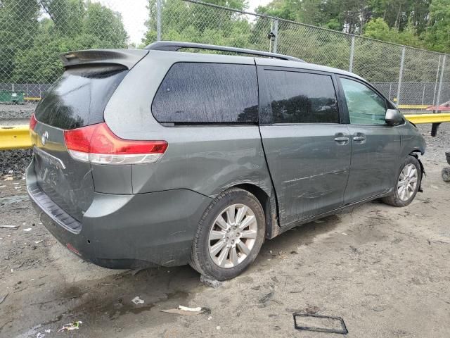 2011 Toyota Sienna XLE