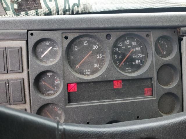 1995 Freightliner Medium Conventional FL60