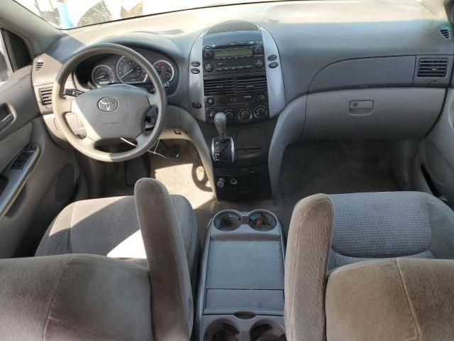 2006 Toyota Sienna CE