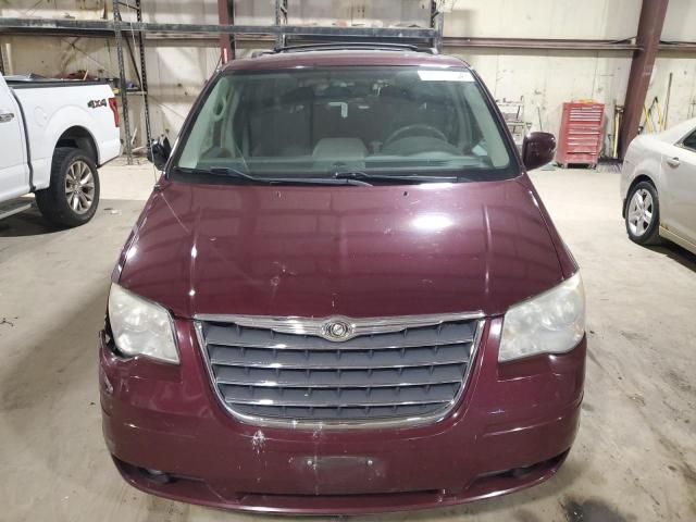 2009 Chrysler Town & Country Touring