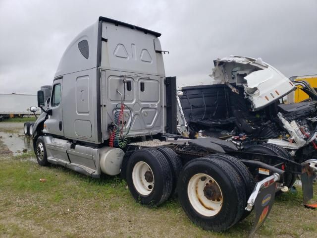 2016 Freightliner Cascadia 125