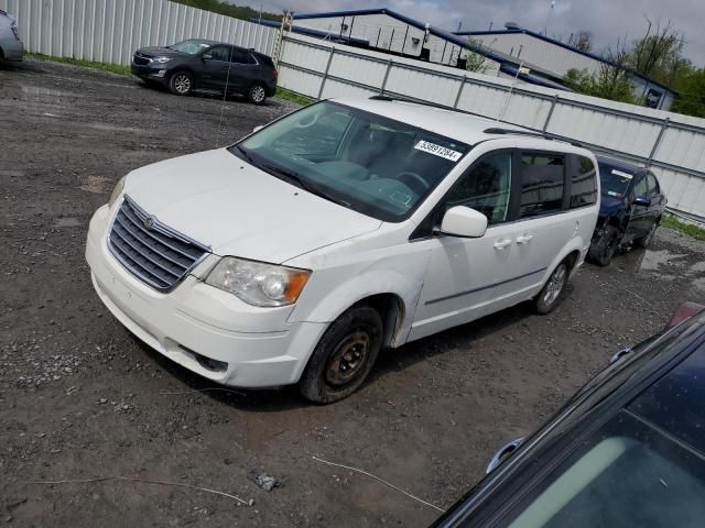 2010 Chrysler Town & Country Touring