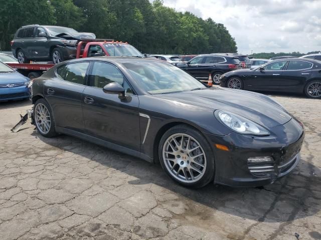 2013 Porsche Panamera 2