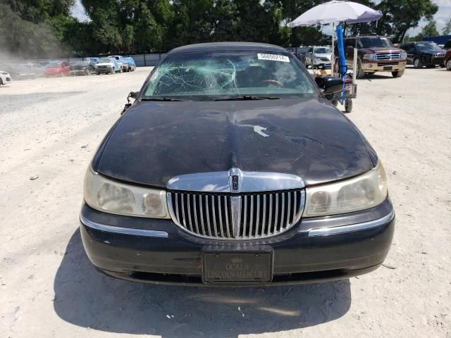 2000 Lincoln Town Car Cartier