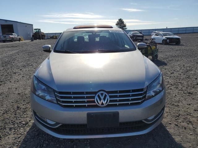 2014 Volkswagen Passat SE