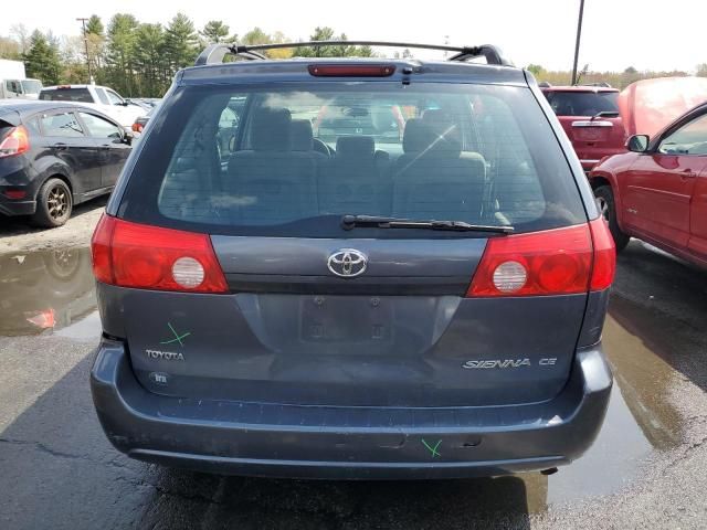 2009 Toyota Sienna CE