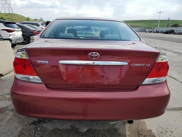 2005 Toyota Camry LE