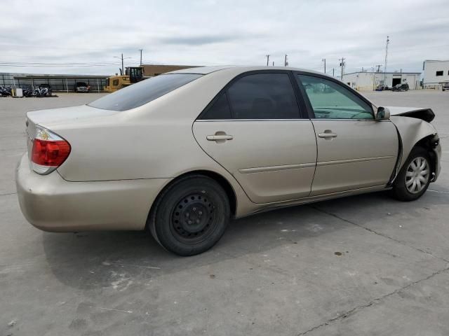 2005 Toyota Camry LE