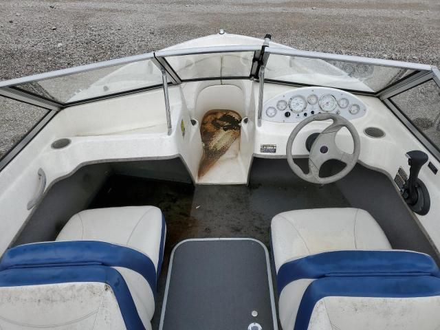 2005 Bayliner Boat