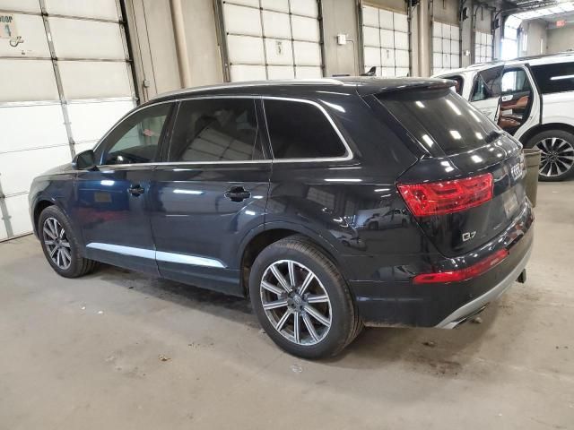 2017 Audi Q7 Premium Plus