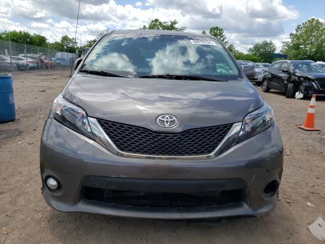 2014 Toyota Sienna Sport