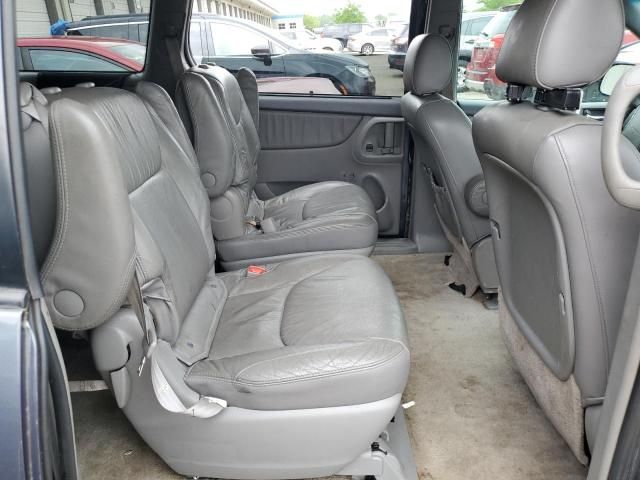 2008 Toyota Sienna XLE